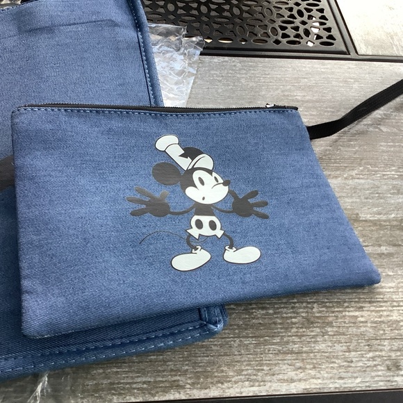 New in package, Cute, Blue, Mickey Mouse canvas Tote and wristlet - Picture 2 of 7